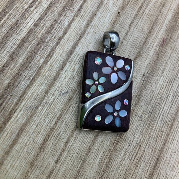 Lia Sophia Floral Wooden Jewel Slide Pendant - Picture 3 of 4
